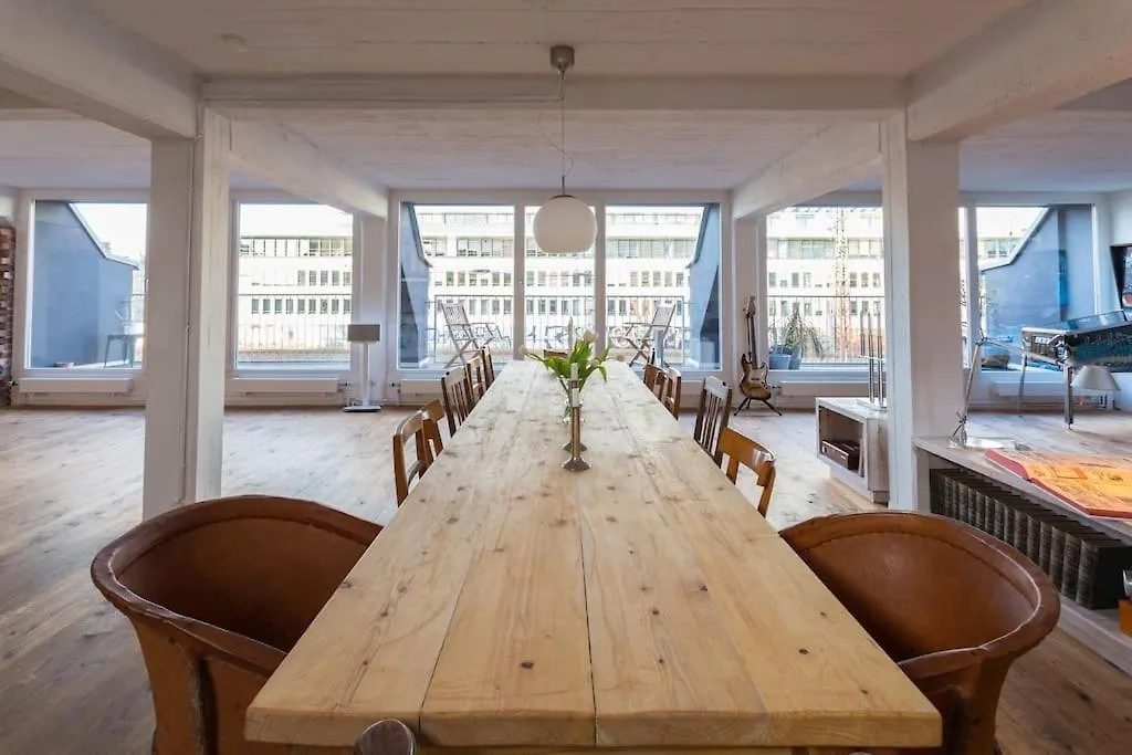 City-Loft With Rooftop Terrace - 19 Persons Hannover Germany