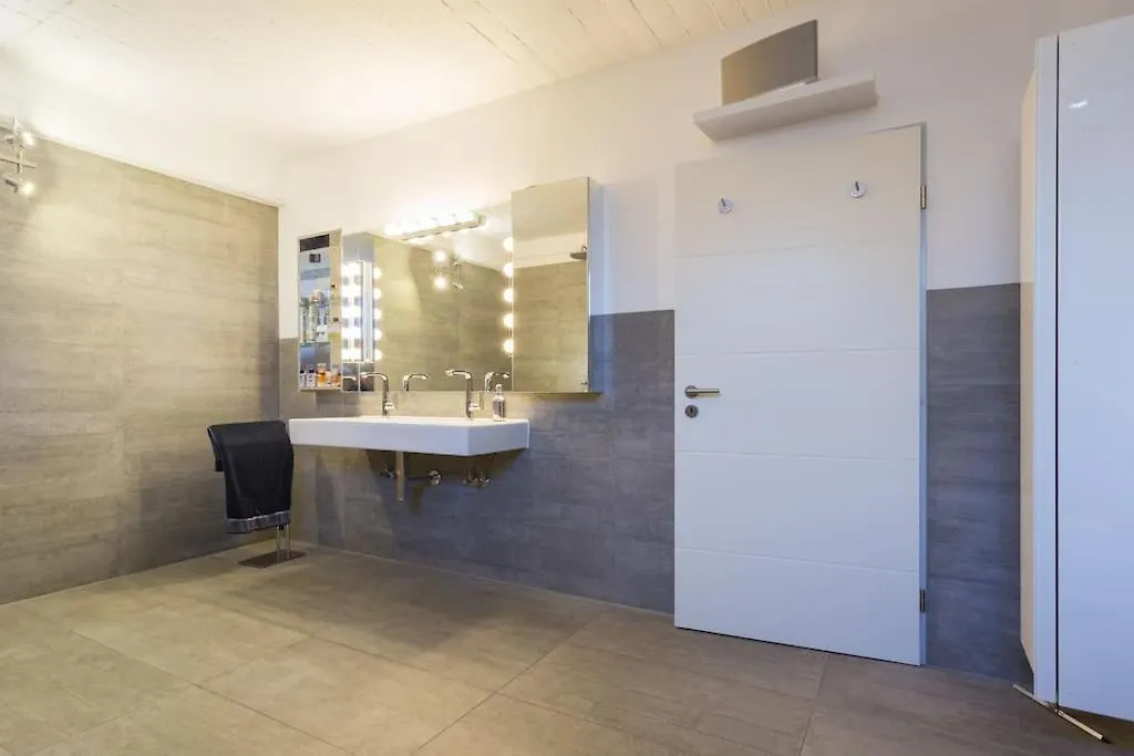 City-Loft With Rooftop Terrace - 19 Persons Hannover Apartment